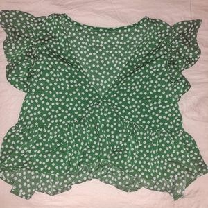 cute Flowey floral green top!!